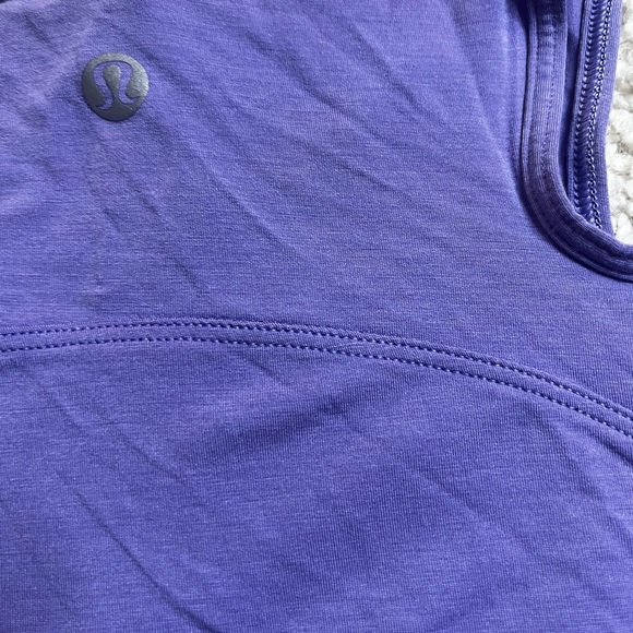 LULULEMON SHOULDER CUT OUT YOGA 
T SHIRT SIZE 4 NWT - Picture 9 of 9